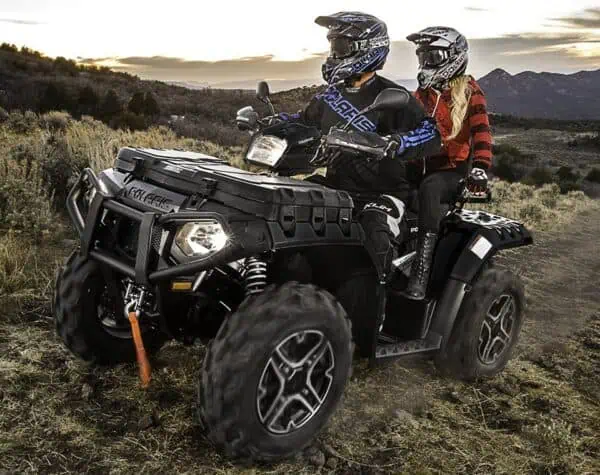 Sportsman Touring XP 1000 első tároló doboz - Image 4