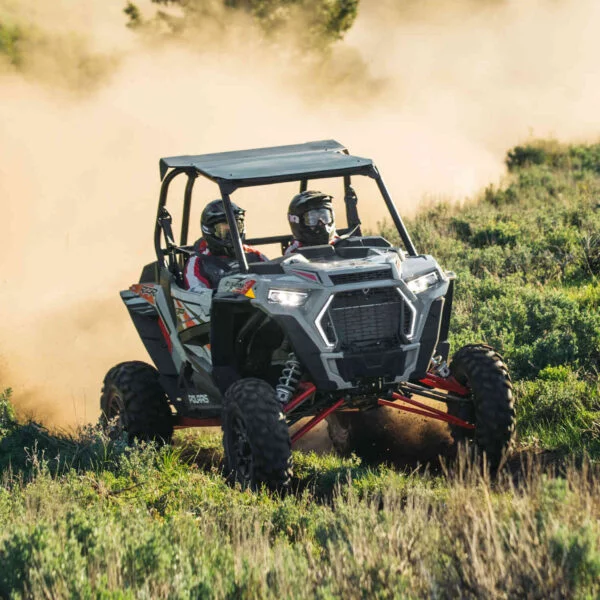 Polaris 2884053 RZR XP 1000 hátsó LED lámpa közelkép