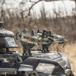 Polaris Gyári Lock & Ride Ratcheting Rhino Grip XL Eszköz- és Fegyvertartó Pár – Sportsman / Ranger (2881157) (5. kép)